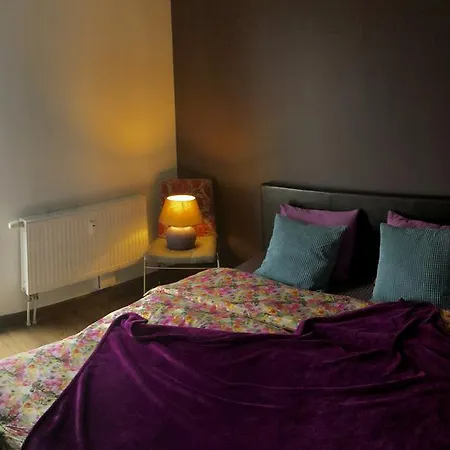 Lägenhet Purple House *